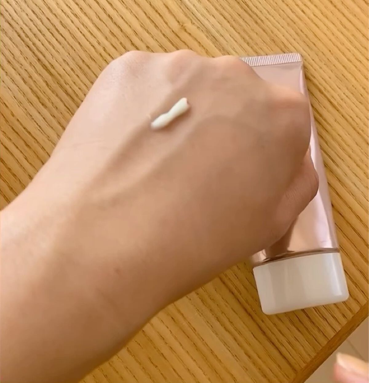 尿素10%クリーム/ハンド・尿素シリーズ/ハンドクリームを使ったクチコミ（3枚目）