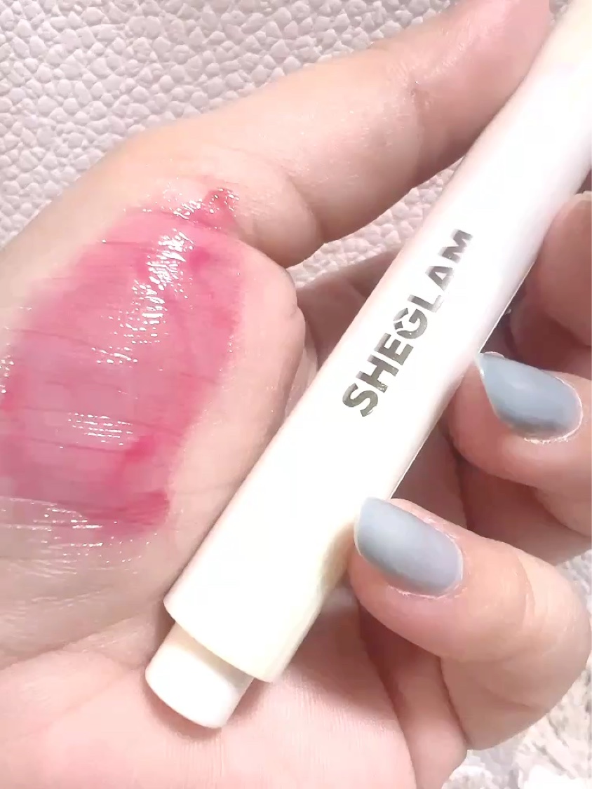 パーフェクトシャインリッププランパー/SHEGLAM/リッププランパーを使ったクチコミ（3枚目）