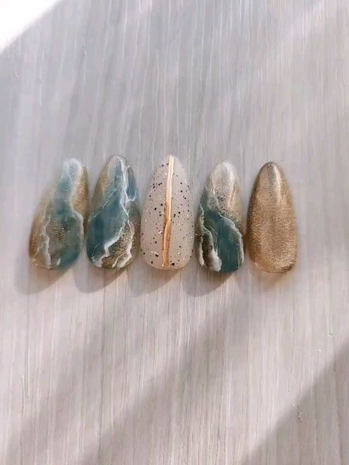 natural trend （viviGel）/Rakuten/ジェルネイルの動画クチコミ4つ目