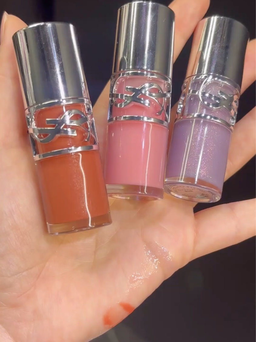 YSL ラブシャイン オイル グロス #2 ラッキー ムーンストーン/YVES SAINT LAURENT BEAUTE/リップグロスを使ったクチコミ（3枚目）