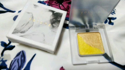 トーン ペタル アイシャドウ/to/one/アイシャドウパレットの人気ショート動画