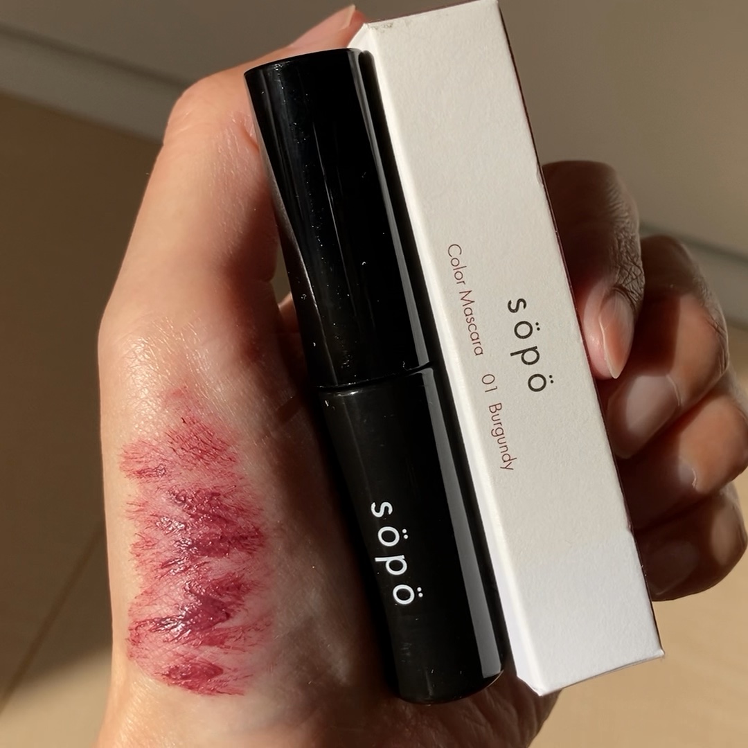 sopo❤️カラーマスカラ

01　バーガンディ

大好きだったのに〜
お湯落ちなのにカールも
それなりにあって
気に入っていたのに〜
もう売ってない

#イルミ映えコスメ図鑑 