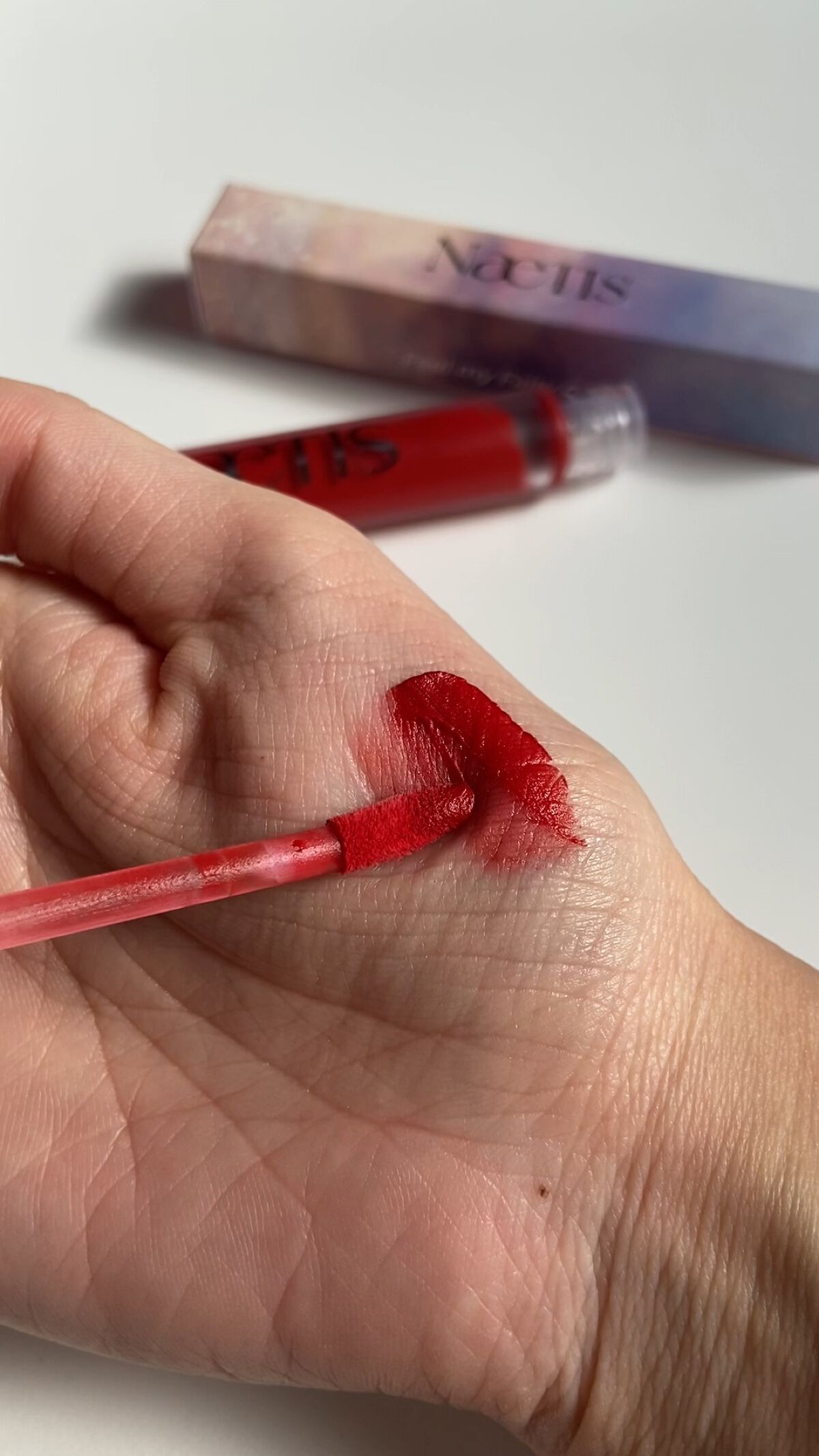 フェアリーコアステイブラーベルベットティント/NaeTIS/リップティントの動画クチコミ2つ目