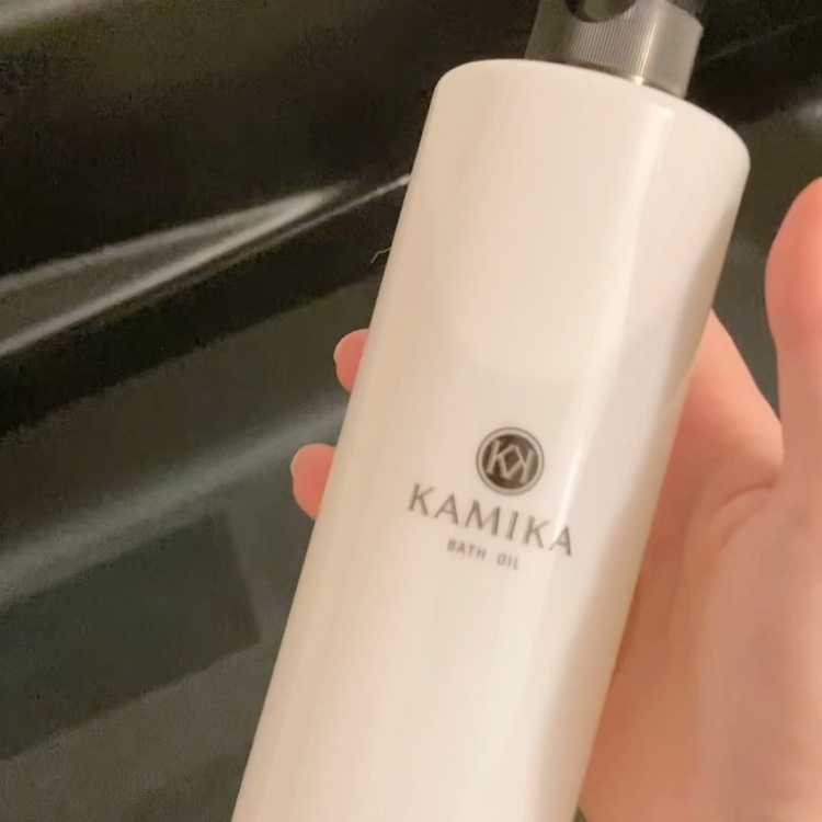 アロマバスオイル/KAMIKA/入浴剤の動画クチコミ1つ目
