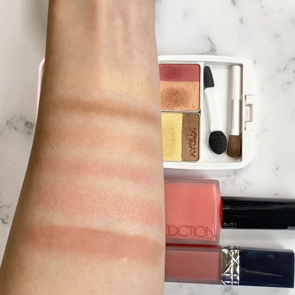 チークポリッシュ/ADDICTION/リキッドチークを使ったクチコミ（3枚目）