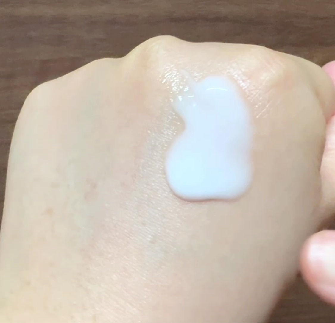 ジェントルリペア＆モイストチャージ 美容液ヘアミルク /エイトザタラソ/ヘアミルクの動画クチコミ1つ目