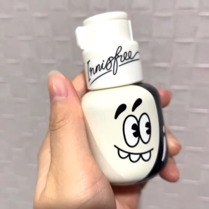 レチノール　シカ　リペア　セラム/innisfree/美容液の動画クチコミ1つ目