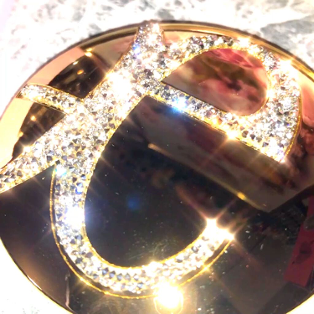 ラ プードル オートニュアンス/Elégance/プレストパウダーを使ったクチコミ（3枚目）