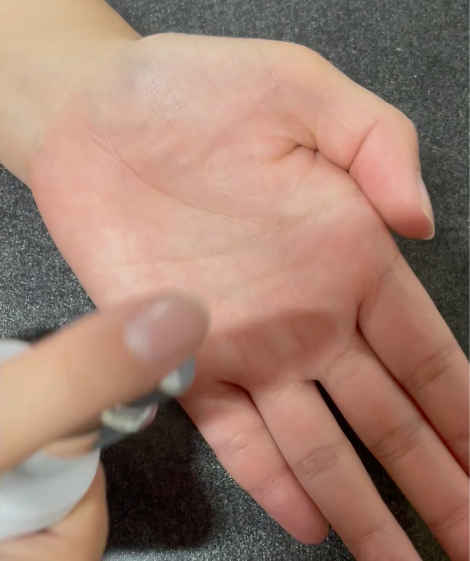 シカリニック HA バイオ エッセンス/CICALINIC/美容液を使ったクチコミ（3枚目）