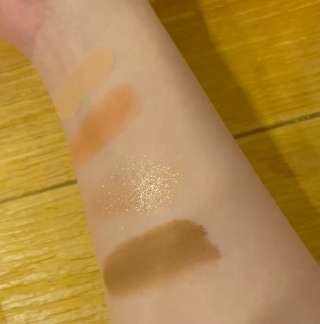 Peach Blush Toast cafe eye palette/NOTONE/アイシャドウパレットの動画クチコミ2つ目