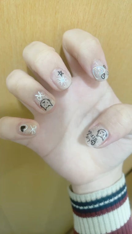 カラフルネイルズ/キャンメイク/マニキュアの人気ショート動画