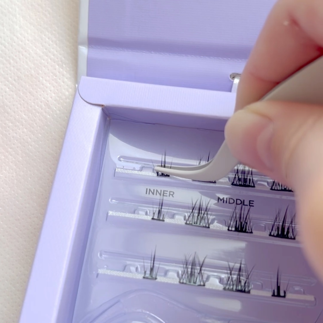 オーリオ初回キット Spiky/ollio/メイクアップキットの動画クチコミ1つ目