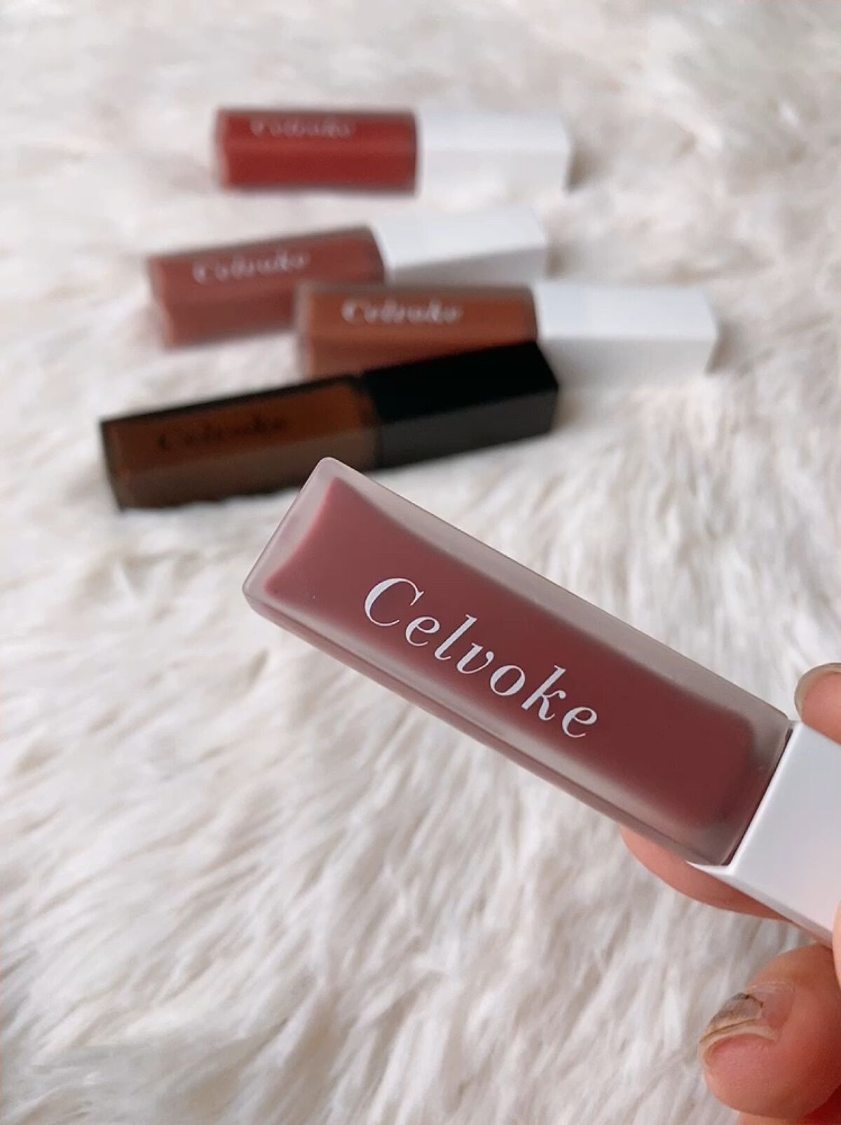 エンスロール マット リップス/Celvoke/口紅の動画クチコミ1つ目