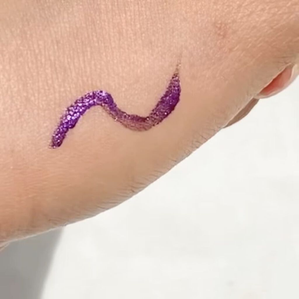 マルチプリクラペン/ENBAN TOKYO/リキッドアイライナーの動画クチコミ5つ目