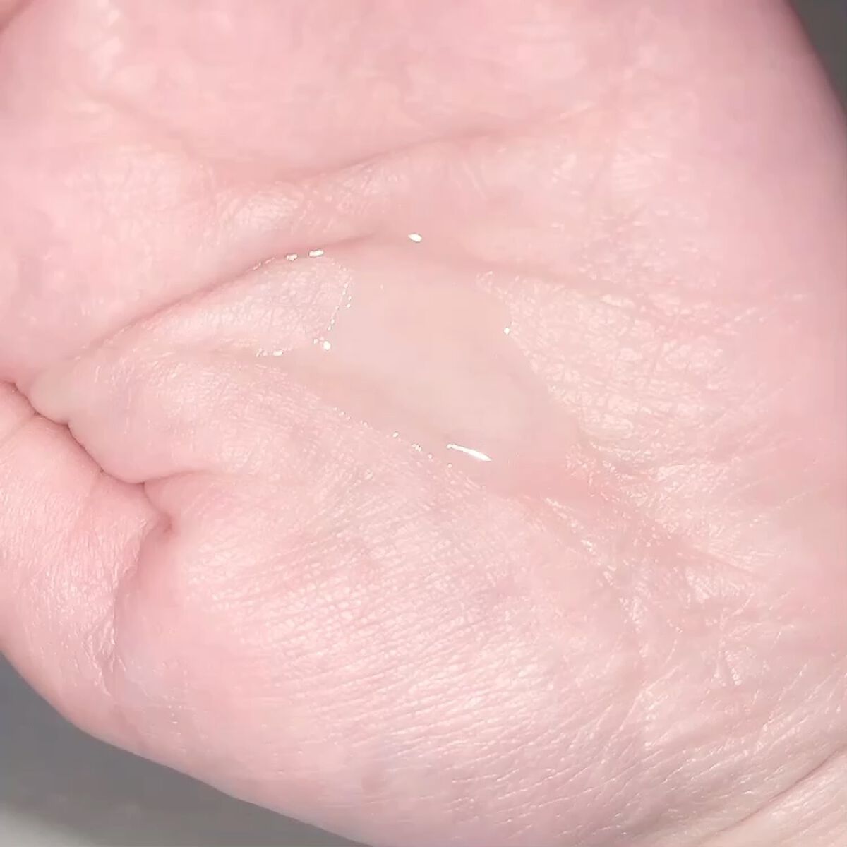 ブラックプラス スカルプエッセンス/ボズレー/頭皮ローションの動画クチコミ3つ目