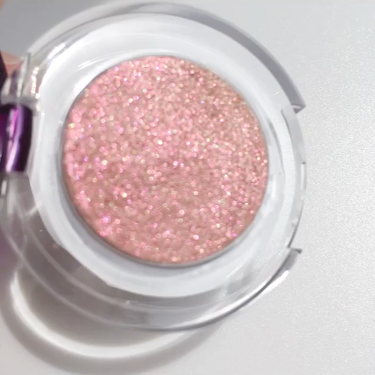 パティ パウダー アイ ビーム/REVLON/単色アイシャドウを使ったクチコミ（3枚目）