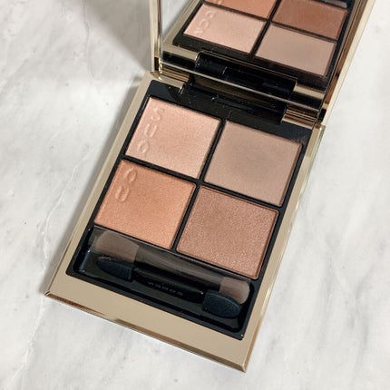 シグニチャー カラー アイズ/SUQQU/アイシャドウパレットの人気ショート動画