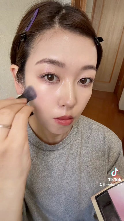 ラズル アイカラー/エレガンス ラズル /単色アイシャドウの人気ショート動画