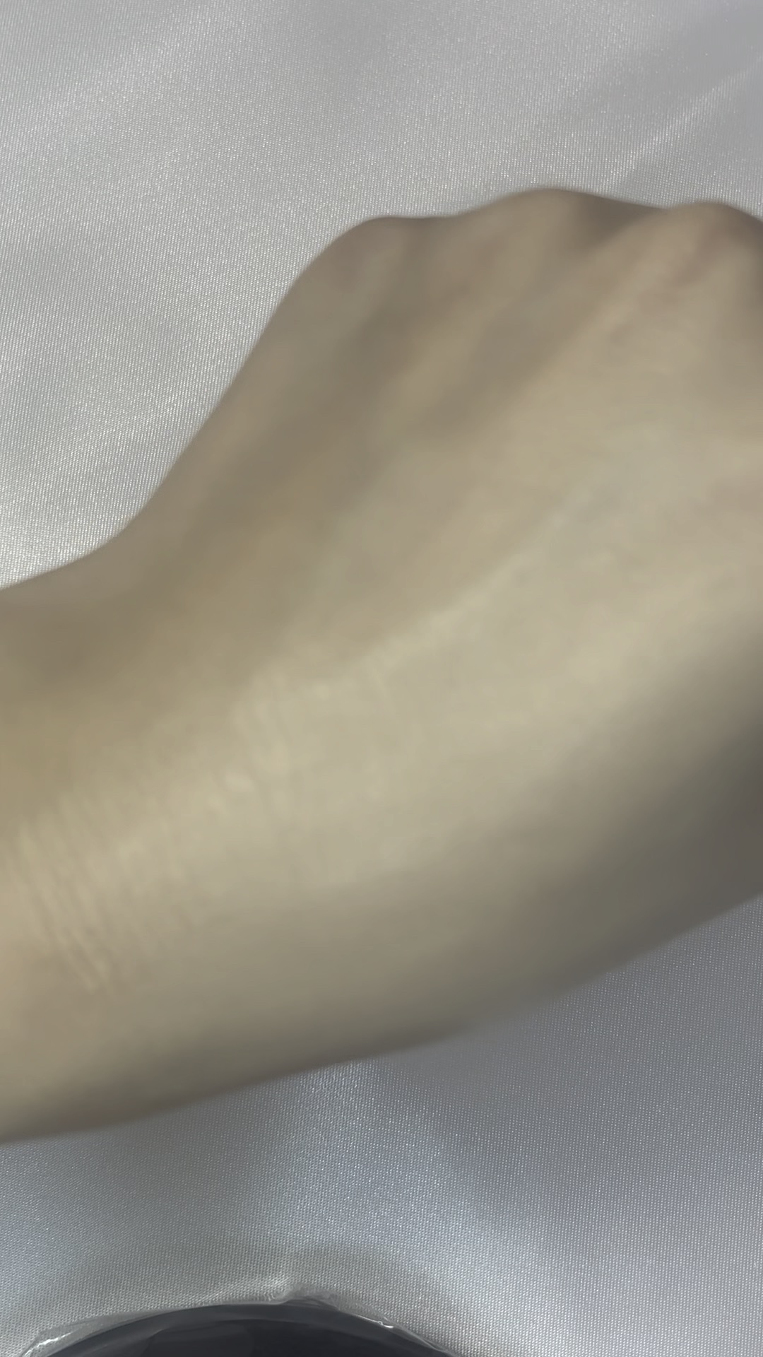 スキンセラムファンデーション/qiolo/リキッドファンデーションの動画クチコミ3つ目