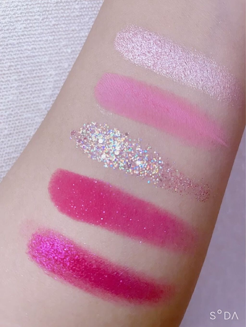 pressed powder palette/ColourPop/アイシャドウパレットの動画クチコミ3つ目