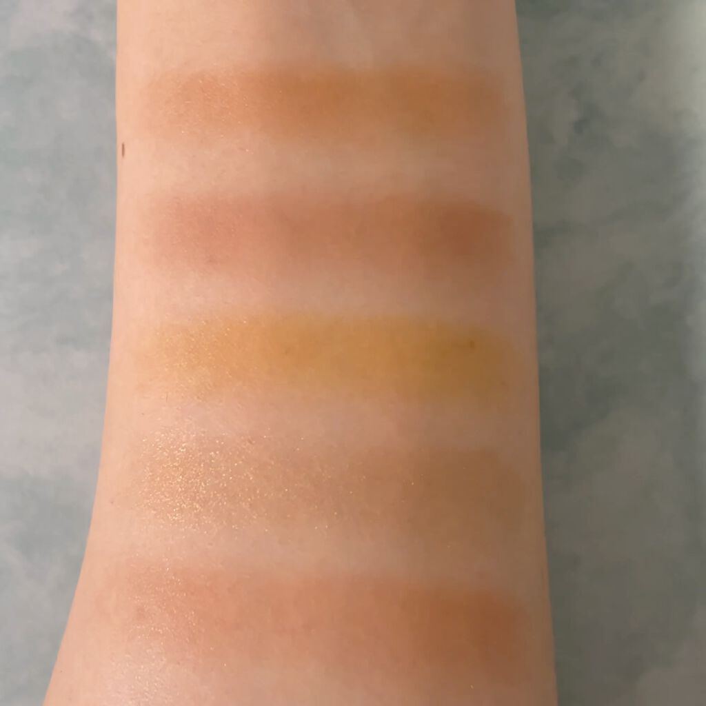 セルヴォーク ヴォランタリー アイズ/Celvoke/単色アイシャドウの動画クチコミ5つ目