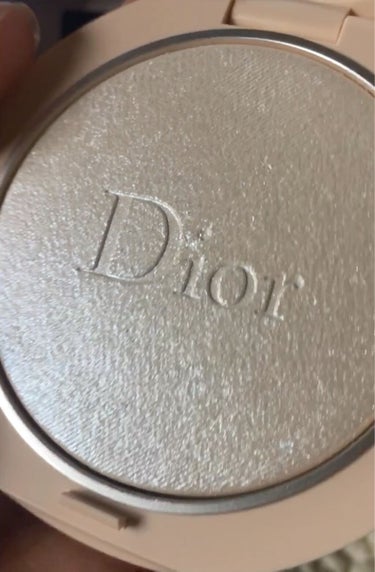 ディオールスキン フォーエヴァー クッション パウダー/Dior/ルースパウダーを使ったクチコミ（4枚目）