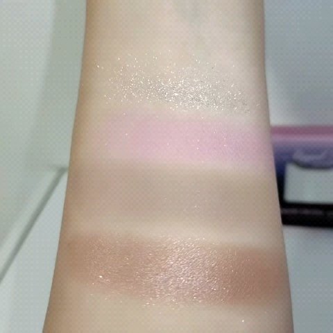 グリッターレイヤリングアイパレット/twinklepop/アイシャドウパレットの動画クチコミ1つ目