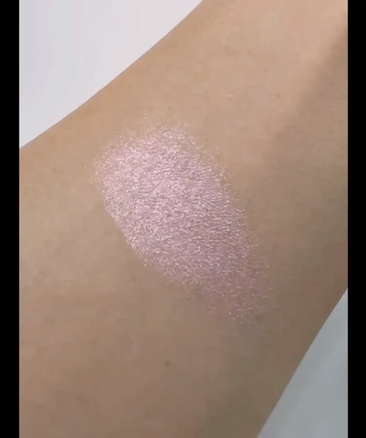 ルナグロウ ハイライター/SHEGLAM/パウダーハイライトの動画クチコミ4つ目