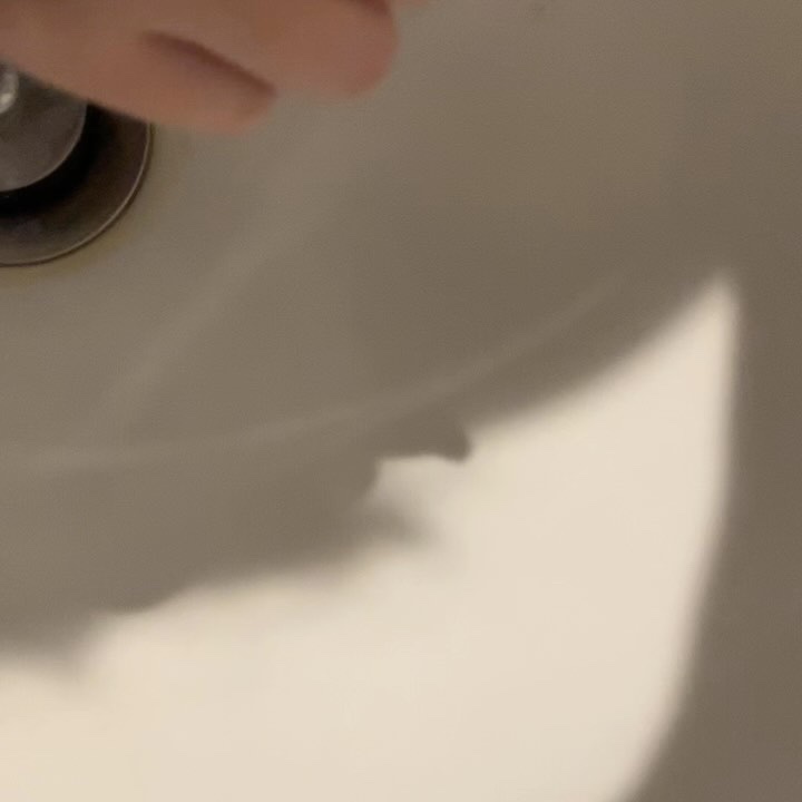 グロウキャビアサンクリーム(SPF 50+, PA+++) /SELEVE/日焼け止めクリームを使ったクチコミ（3枚目）