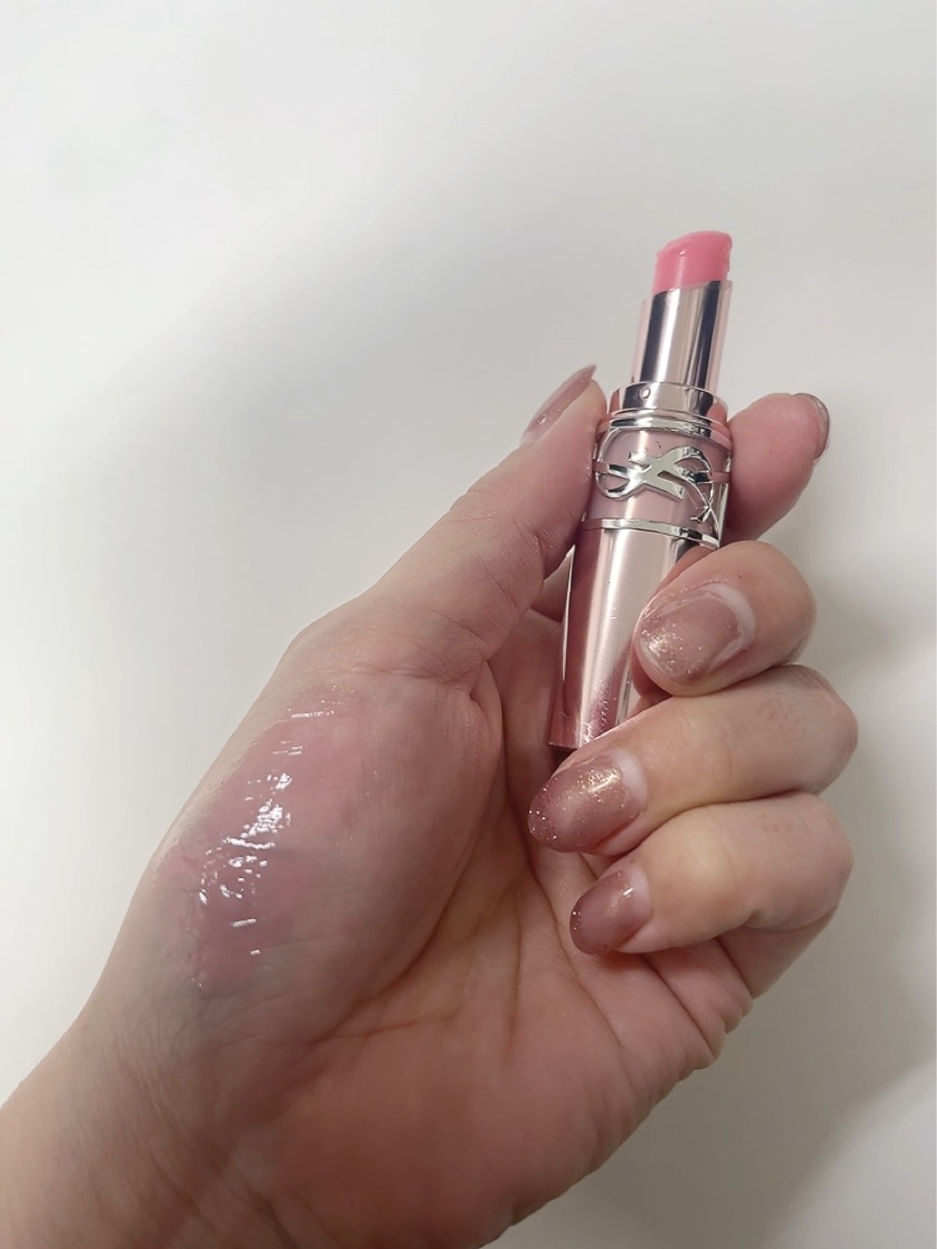 YVES SAINT LAURENT BEAUTE YSLラブシャイン キャンディ グロウ バームのクチコミ「
【YSL ラブシャインキャンディグロウバーム】“生ツヤ”ティントバターバーム🥰

最近のお気.....」（2枚目）