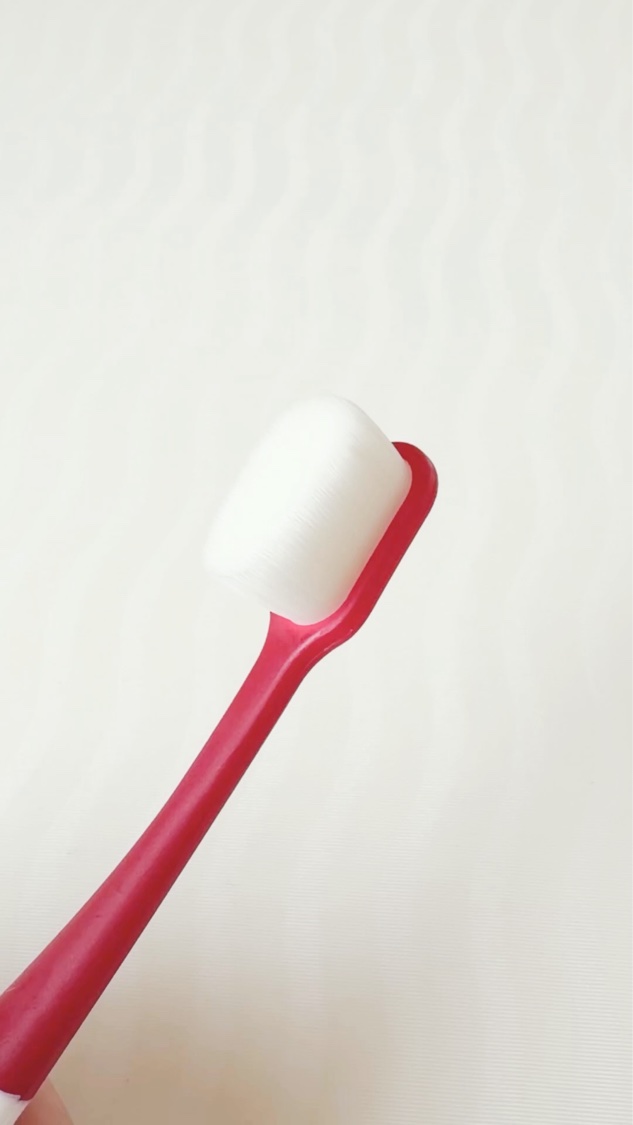 極細・歯ブラシ(やわらかめ)/DAISO/歯ブラシの動画クチコミ5つ目