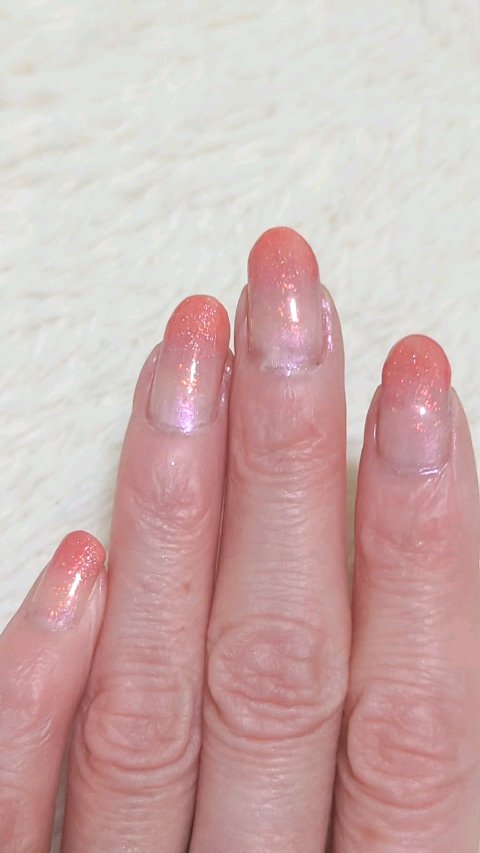 ジェルフィニッシュトップコート/サリーハンセン/ジェルネイルの人気ショート動画