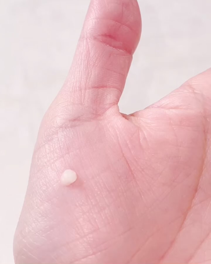 アイファルトアイバッククリーム/Dr.Melaxin/アイケア・アイクリームを使ったクチコミ（3枚目）