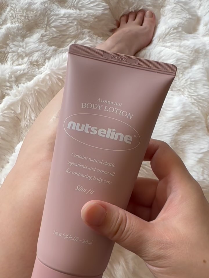 アロマナッツスリムフィットボディローション/nutseline/レッグ・フットケアを使ったクチコミ（2枚目）