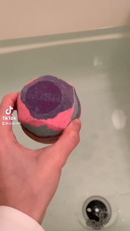 ラクス(バスボム)/ラッシュ/入浴剤を使ったクチコミ(1枚目)