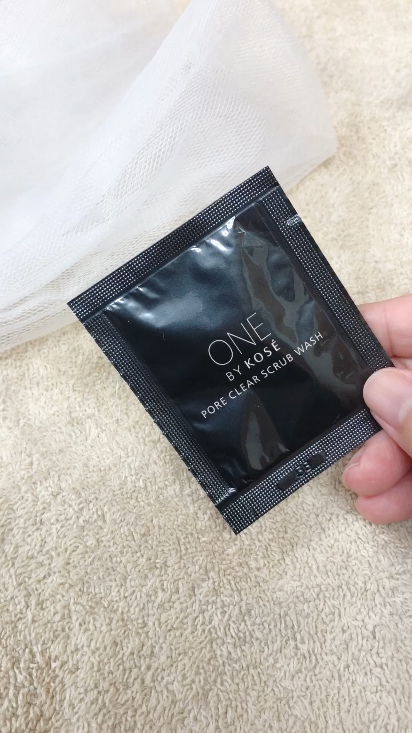 ポアクリア スクラブ ウォッシュ/ONE BY KOSE/洗顔フォームの人気ショート動画