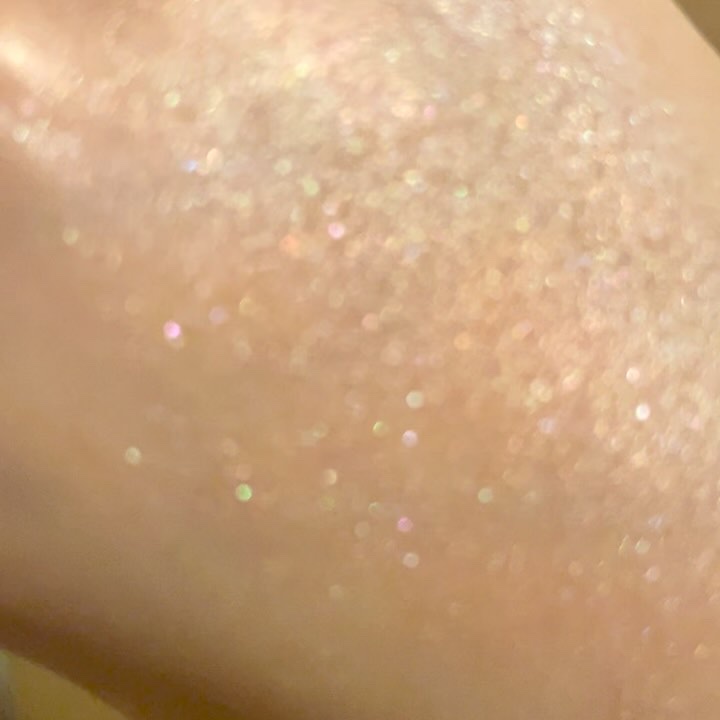 スプリング コレクション 2025 プリズム･リーブル･ハイライター/GIVENCHY/フェイスパウダーの動画クチコミ3つ目