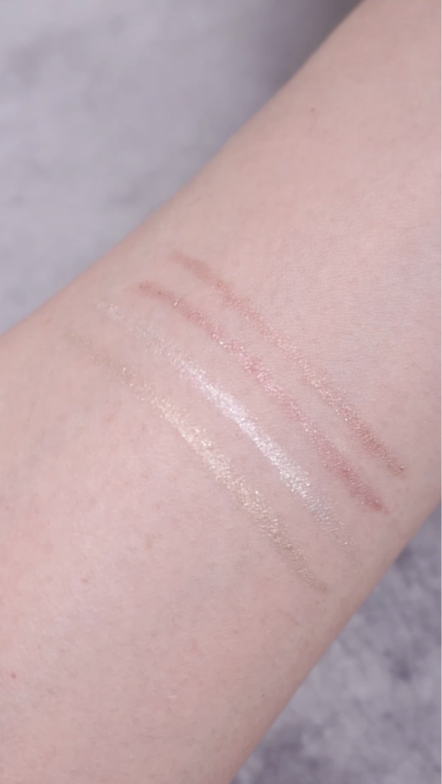 リキッドアイライナーR4 S ビジューグリッターコレクション/ラブ・ライナー/リキッドアイライナーの動画クチコミ2つ目