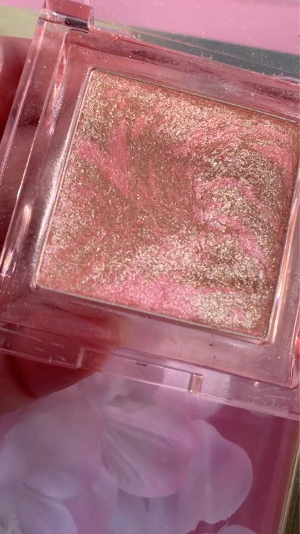 マーブルハイライター/Glint/パウダーハイライトを使ったクチコミ(2枚目)