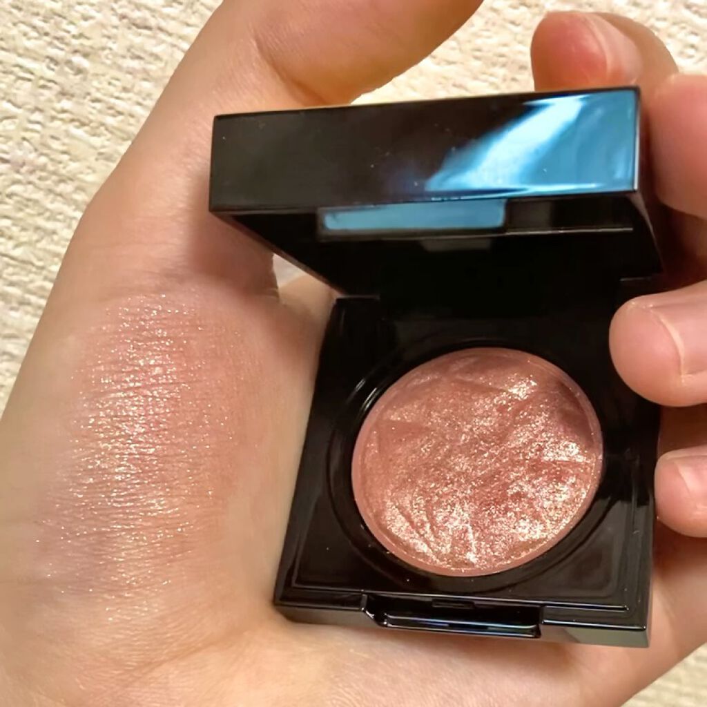 プリズム エアー シャドウ/CLIO/単色アイシャドウを使ったクチコミ（2枚目）