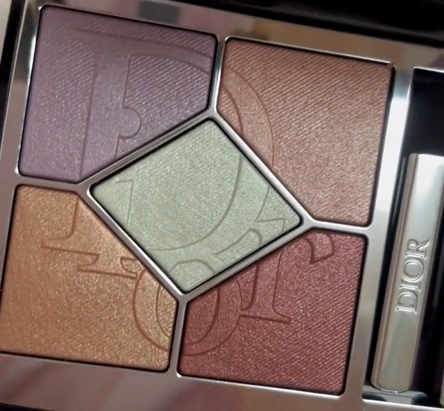 ディオールショウ サンク クルール/Dior/アイシャドウを使ったクチコミ（2枚目）