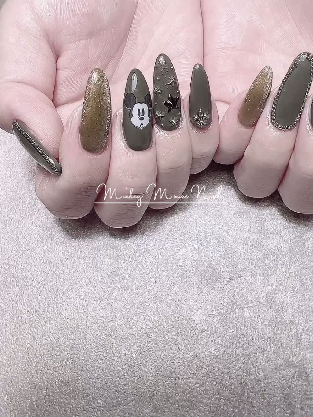 #ネイル,#うるうるネイル,#秋ネイル,#アートネイル,#海ネイル,#スタッズネイル,#ニュアンスネイル,#くすみカラーネイル,#サマーネイル,#ミラーネイル,#カラフルネイル,#ミッキーマウスネイル,#シンプルネイル,#ミッキーネイル,#ディズニーネイルのネイルデザイン