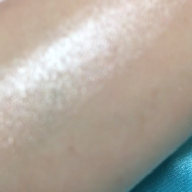 ヌードイルミネイティングハイライトスティック/SUQQU/スティックハイライトの動画クチコミ1つ目