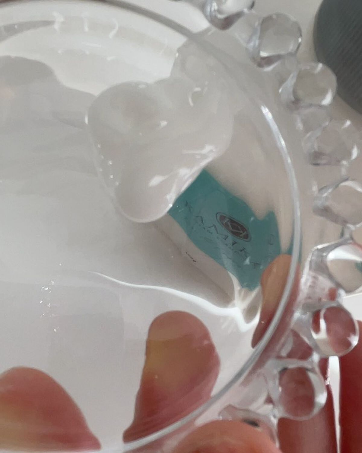 KAMIKA 洋梨＆フリージアの香り/KAMIKA/サロンシャンプーを使ったクチコミ（3枚目）