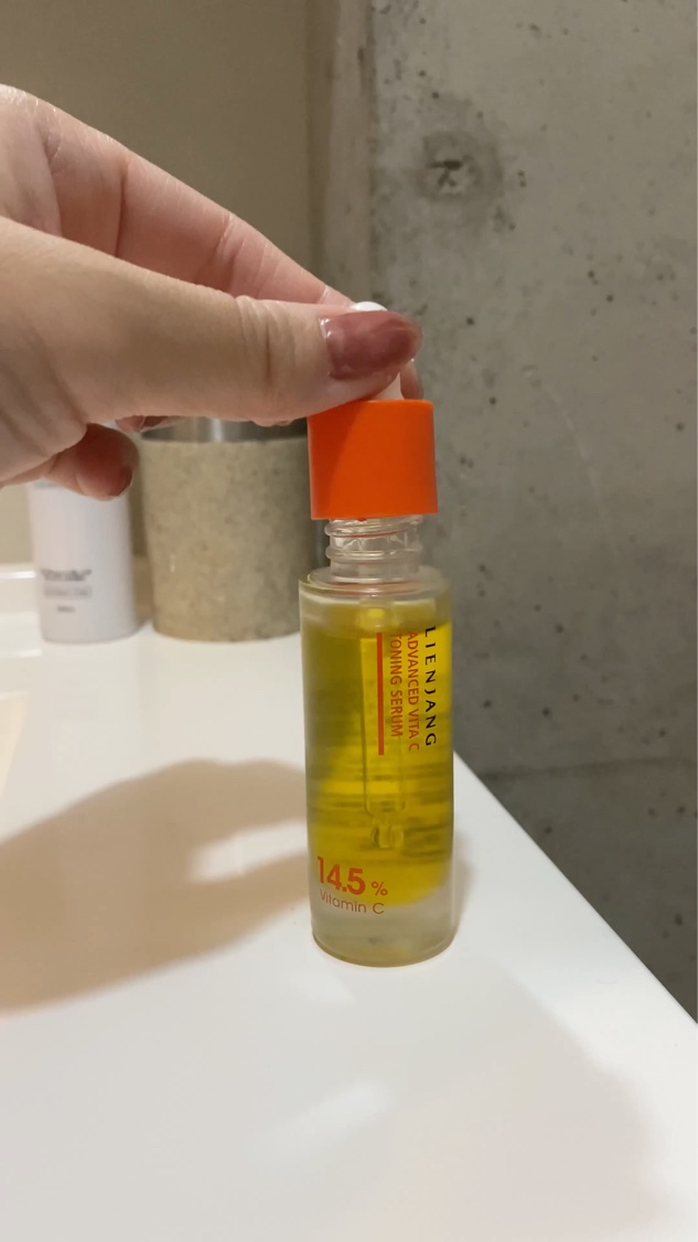 アドバンスド ビタC トーニング セラム14.5/リエンジャン/美容液を使ったクチコミ（2枚目）