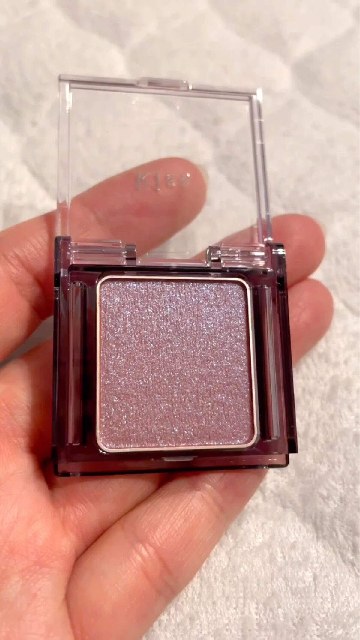  シアー グリッターアイズ/KiSS/単色アイシャドウを使ったクチコミ（3枚目）
