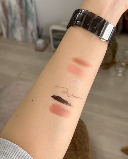 スキルレスライナー/LUMIURGLAS/リキッドアイライナーを使ったクチコミ(4枚目)