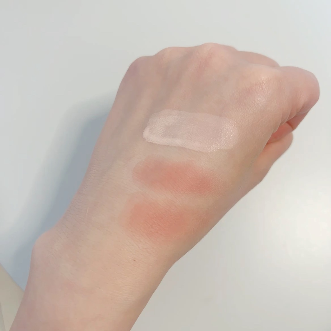 イルミネイティング タッチ ペン/PAUL & JOE BEAUTE/リキッドコンシーラーの動画クチコミ2つ目