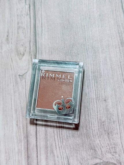 プリズム パウダーアイカラー/リンメル ロンドン/単色アイシャドウの人気ショート動画