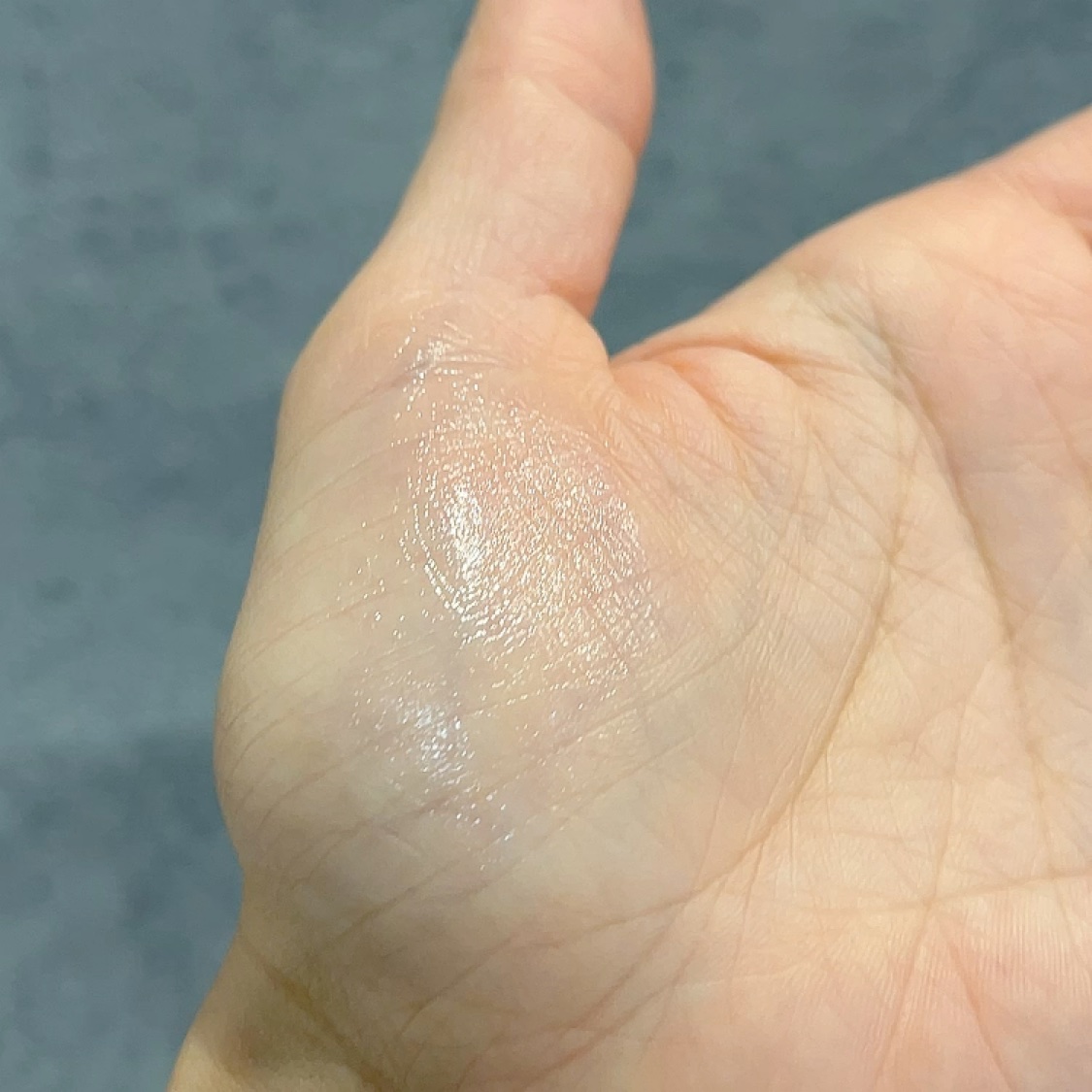 AINOKI mebuki フォレスト フィール アイバームのクチコミ「
.
AINOKI mebuki
フォレストフィールアイバーム

メイクの上からも使える
天然.....」（3枚目）